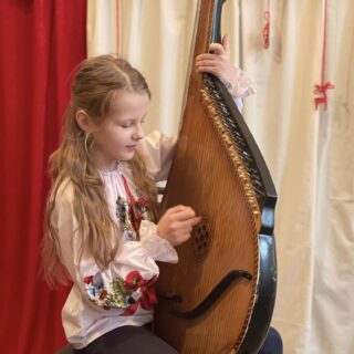 Різдвяно-новорічний КОНЦЕРТ-ІСПИТ класу бандури, викладача Оксани КОЗЯК