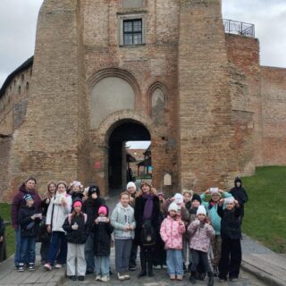 31 жовтня 2025 року учні з викладачами КНЯГИНИНІВСЬКОЇ ШКОЛИ МИСТЕЦТВ здійснили цікаву екскурсію до старої частини Луцька