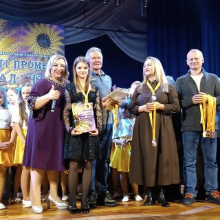 ВІТАННЯ З ПЕРЕМОГОЮ!